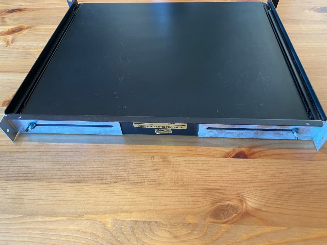 MIDDLE ATLANTIC SSL 1U ラックマウント用引き出し小物入れ