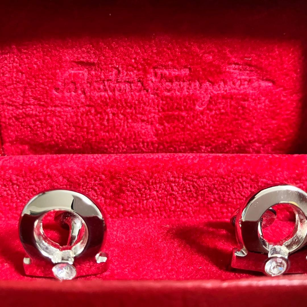 Salvatore Ferragamo ヴィンテージカフスボタン 箱付き