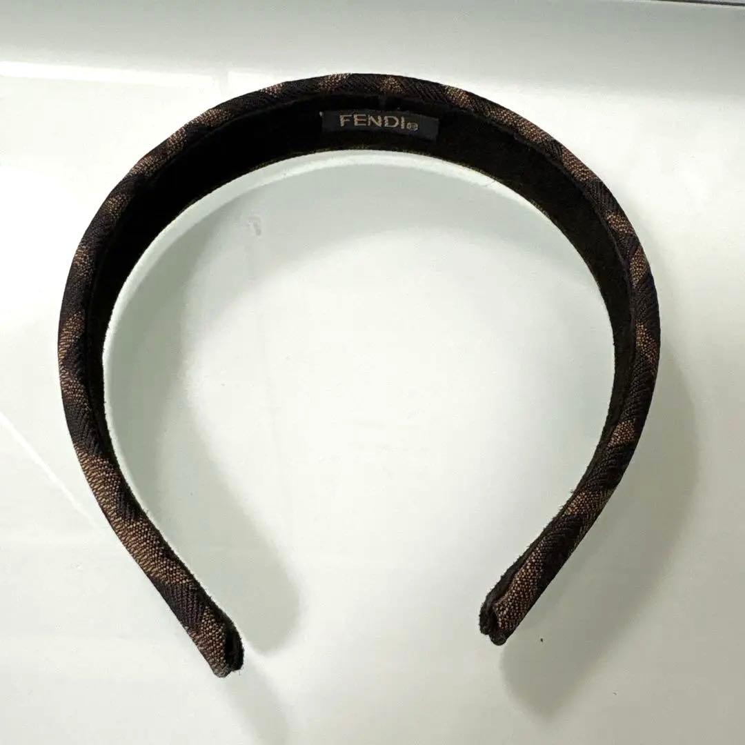 【新品・未使用】　FENDI カチューシャ　ズッカ柄