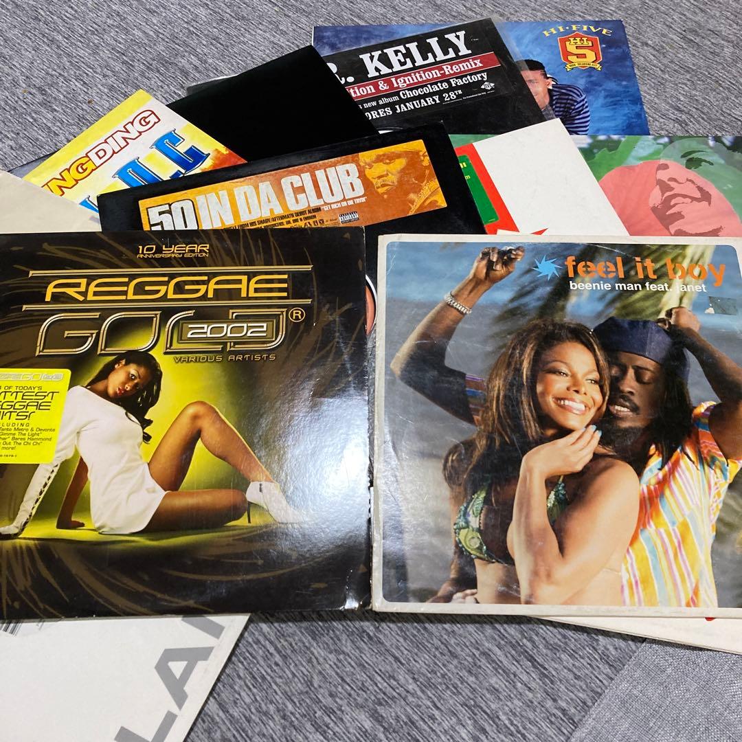 洋楽レコード12枚セット　ピンバッジ　ステッカーセット