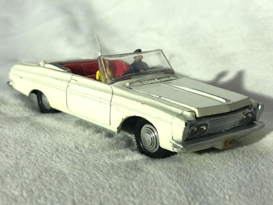 【当時物・箱付】DINKY 115 プリムス・フューリー スポーツ ・アンテナ付