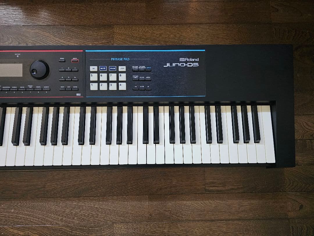 Roland JUNO-DS88 シンセサイザー