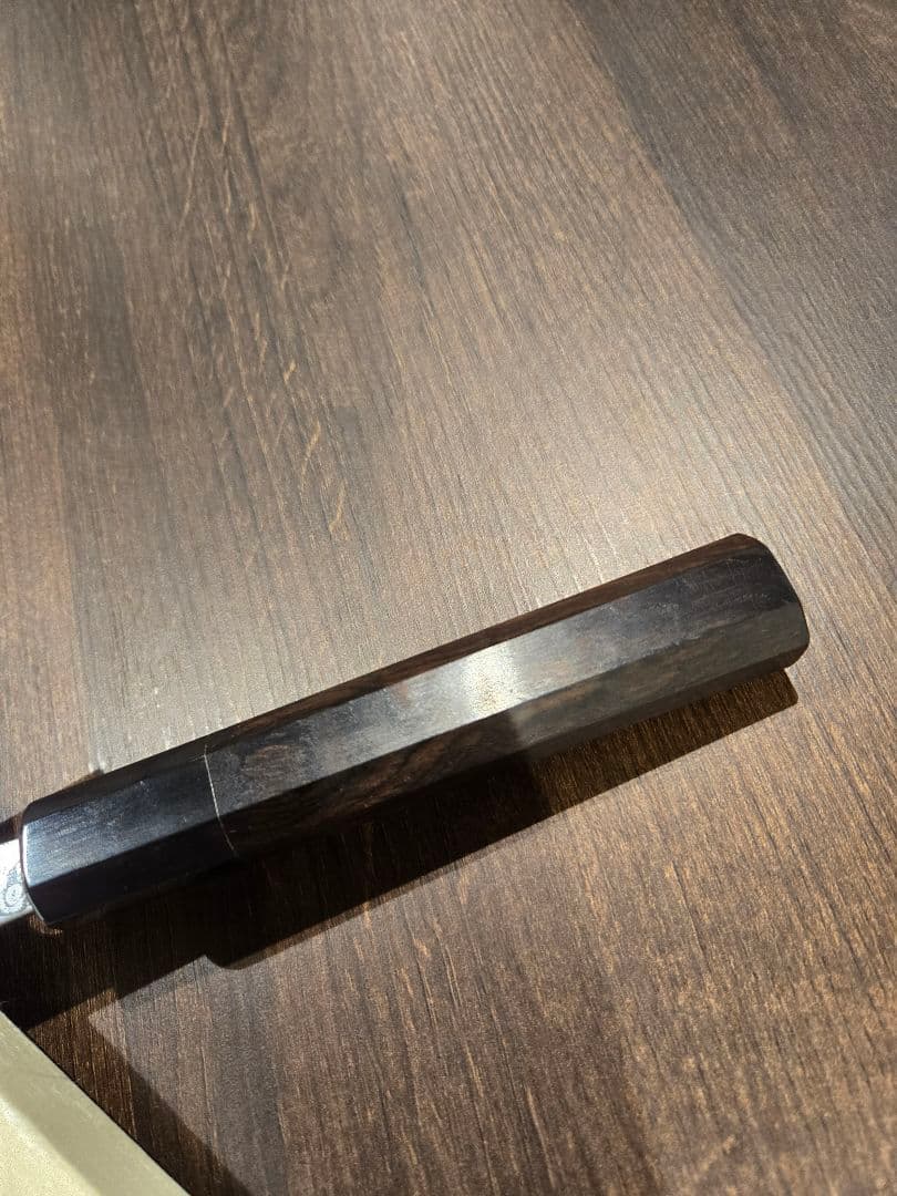 こまち【刃付け済】ダマスカス 八寸 切り付け型和牛刀 黒檀八角柄 プロ仕様