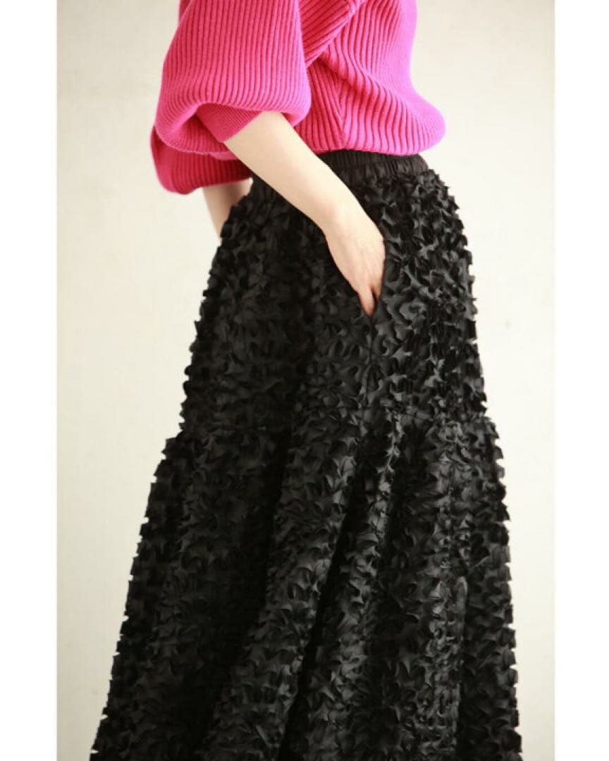 CAWAII2024AW たっぷり花びらフリルのティアードミディアムスカート