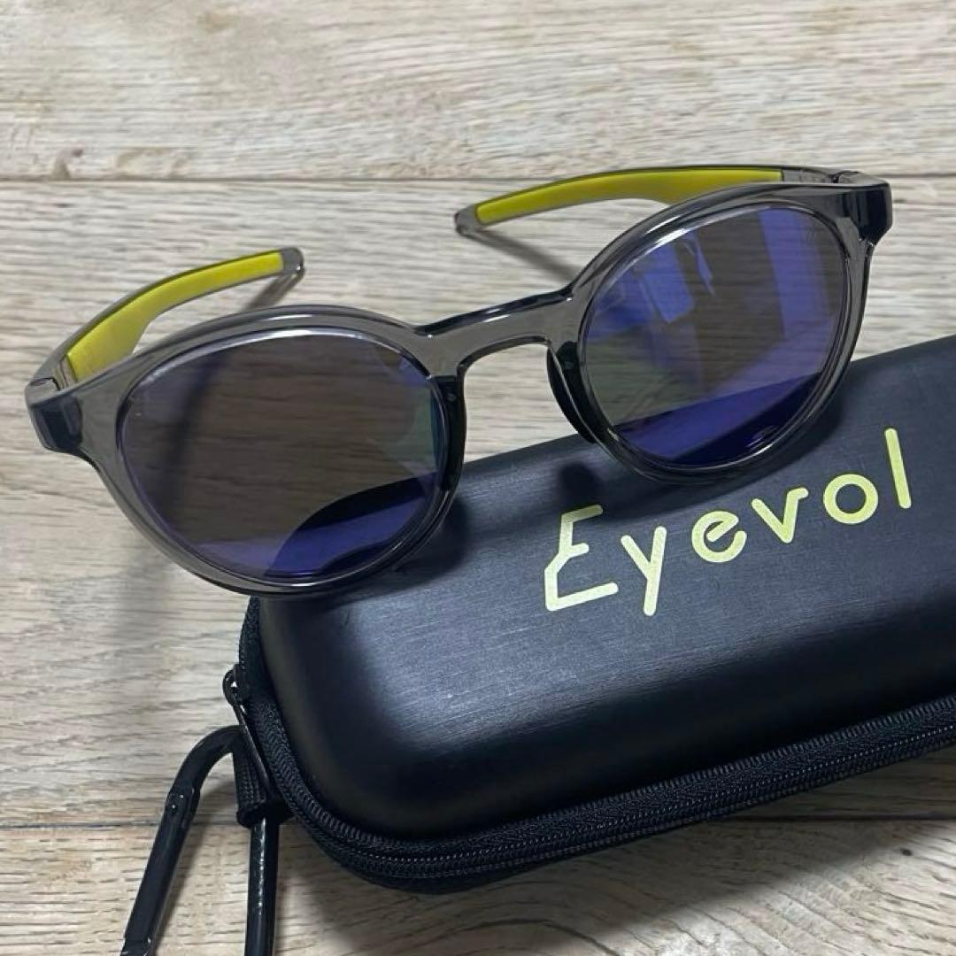 パ*ン様 美中古品! Eyevol（アイヴォル）　サングラス　ケース付き