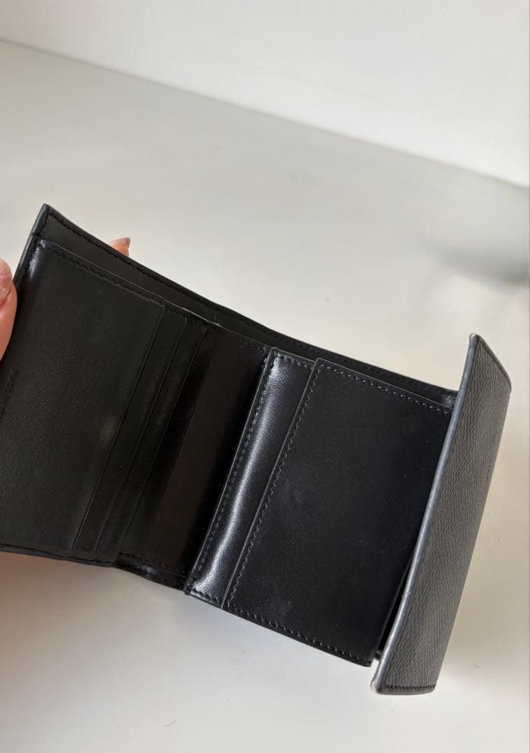 セリーヌCELINE 三つ折り財布 ブラック スモール トリフォールドウォレット