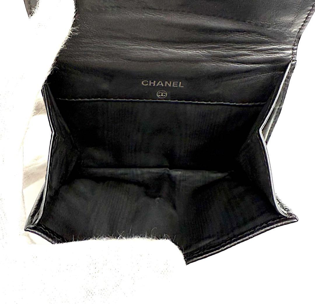 シャネルCHANEL黒折り財布キャビアスキン ココマーク