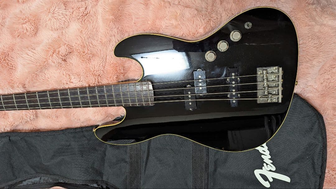 Fender JAPAN エアロダイン　Aerodyne　jazz bass
