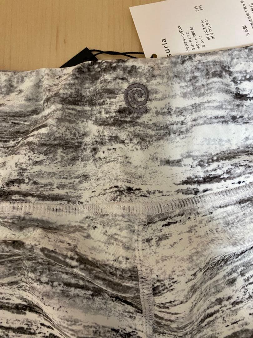 【新品、タグ付き】レギンス