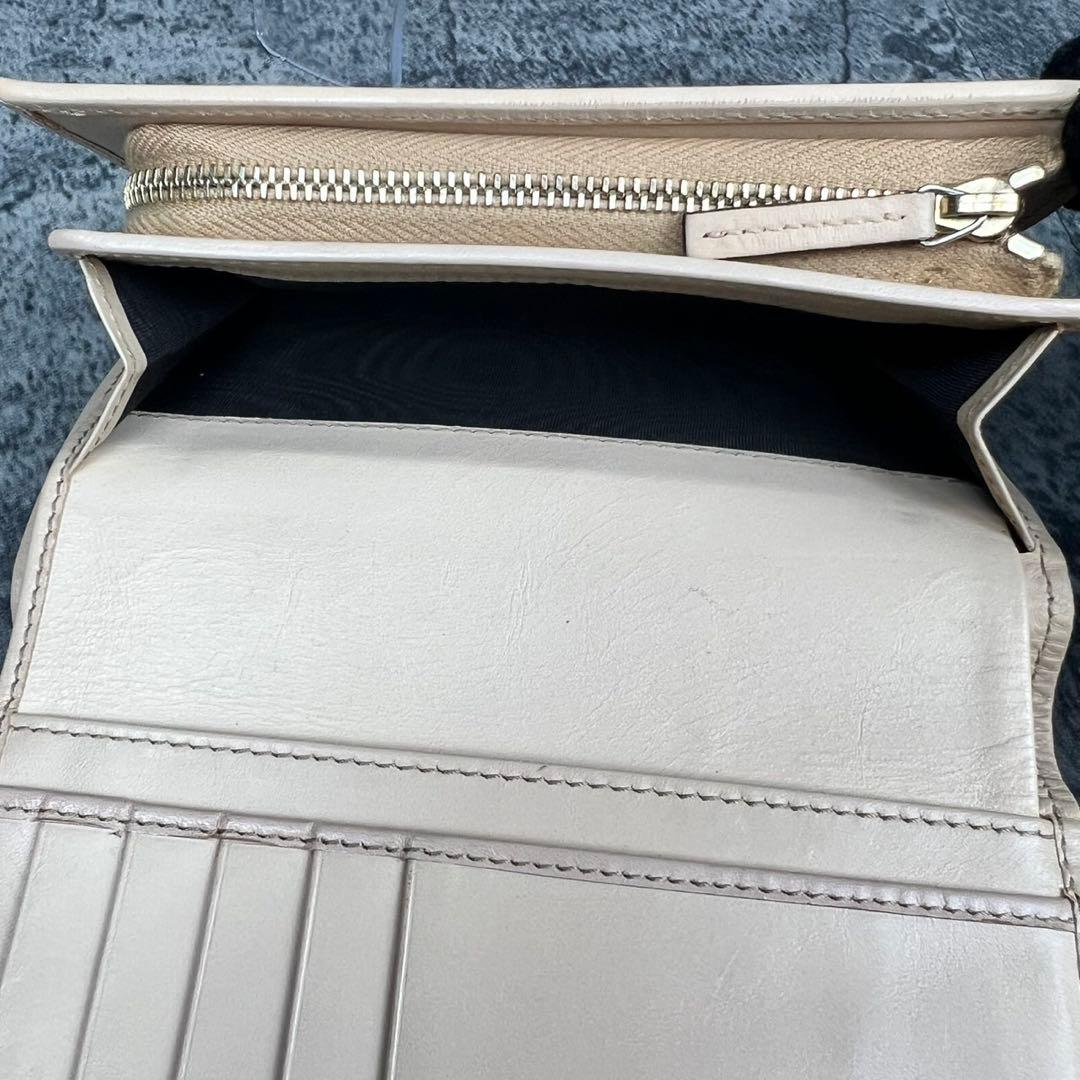 GUCCI キャンバス フラワー 二つ折り財布 花柄 コンパクト