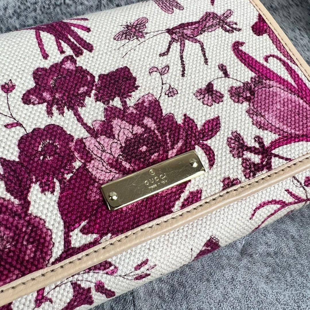 GUCCI キャンバス フラワー 二つ折り財布 花柄 コンパクト