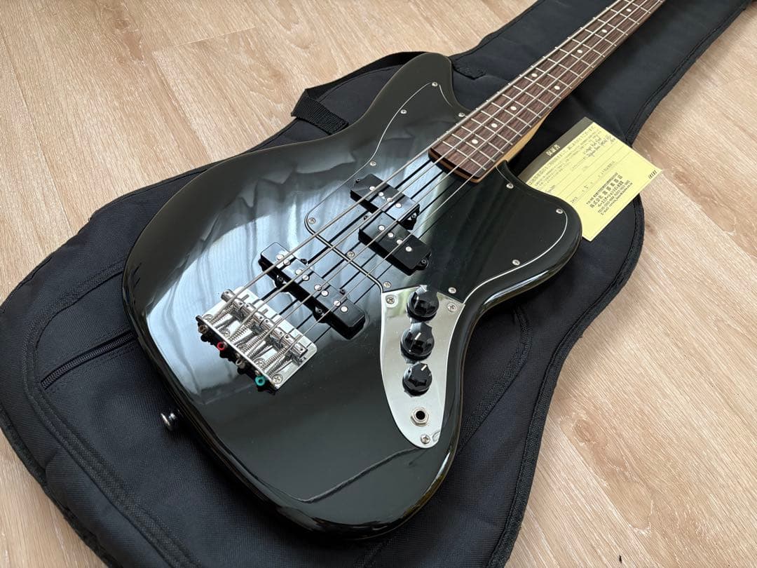 Squier by Fender Jaguar Bass ブラック　ジャガー