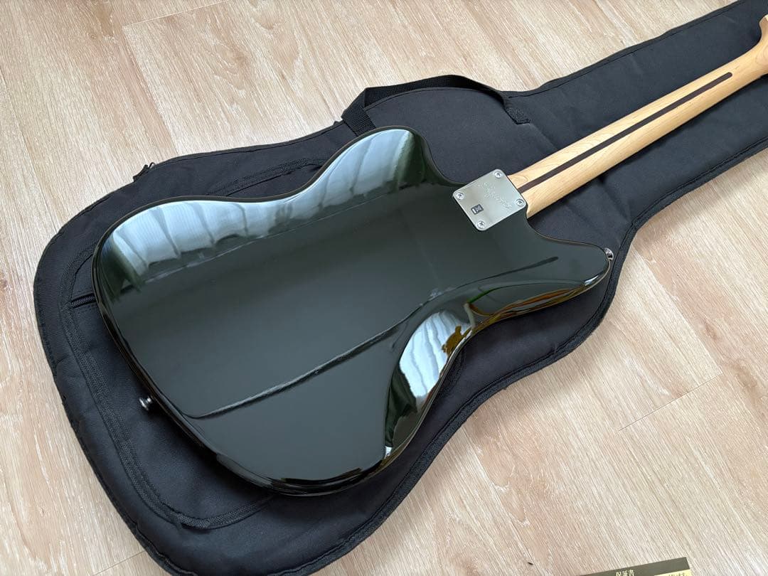 Squier by Fender Jaguar Bass ブラック　ジャガー