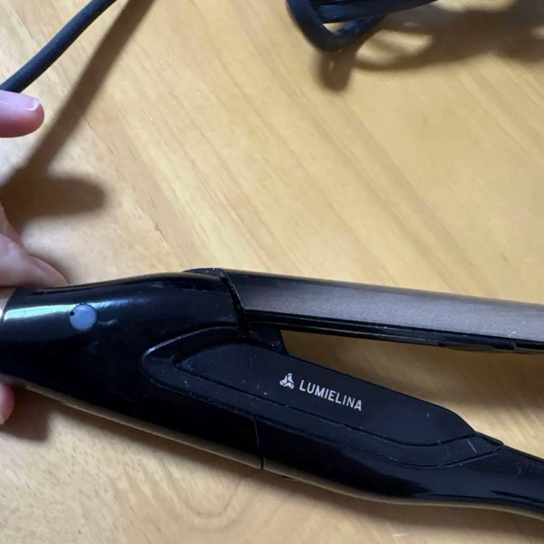 リュミエリーナ　HAIRBEAURON 4D Plus ストレートヘアアイロン