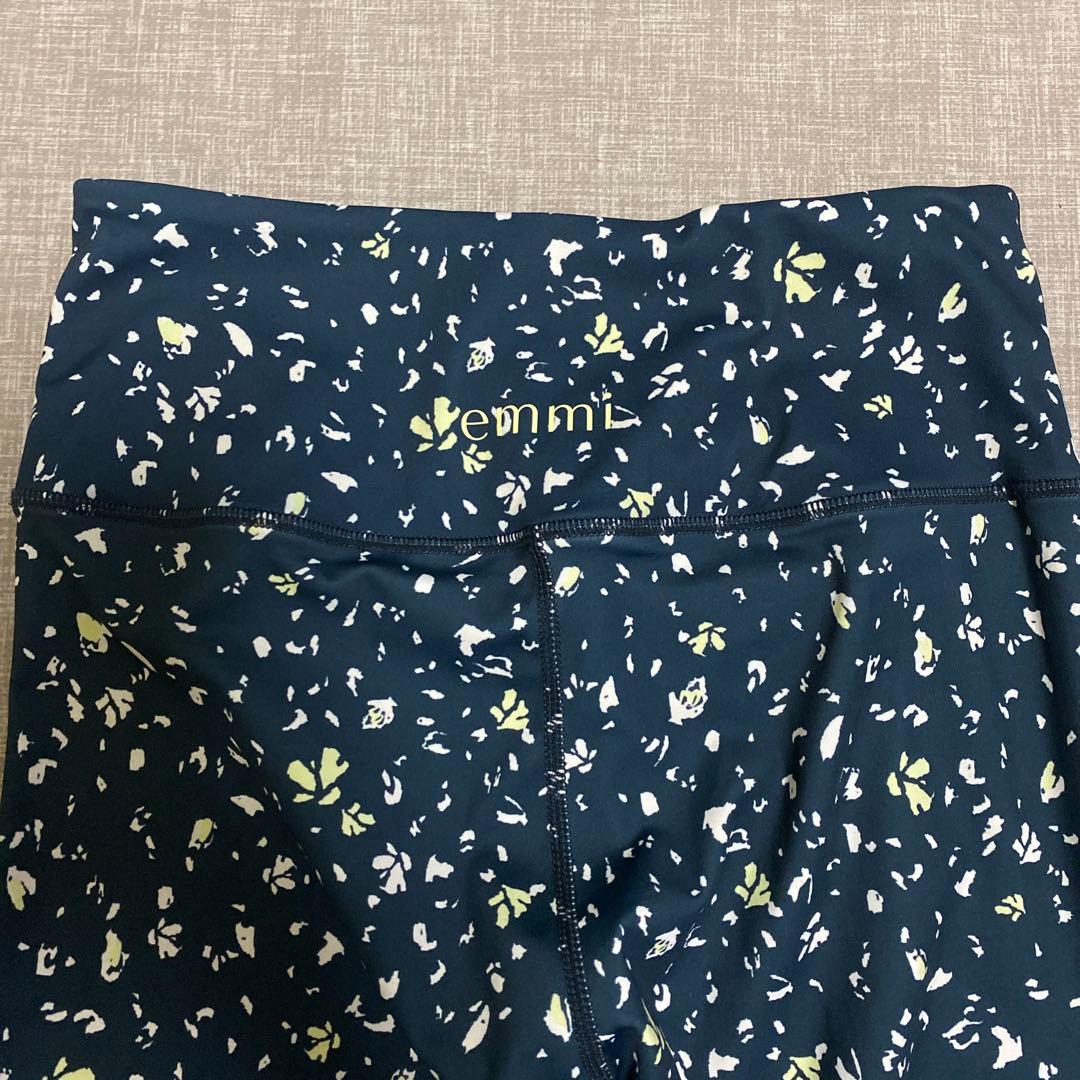 emmi ヨガ　セット