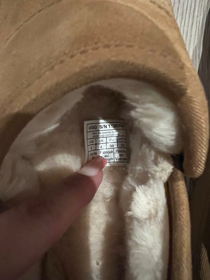 『新品未使用品』　UGG ブラウン スリッポン