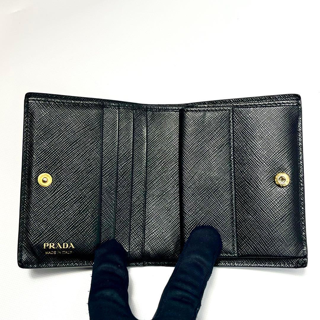 レア✨プラダ 二つ折り財布 シャイン ロゴ金具 サフィアーノレザー ブラック