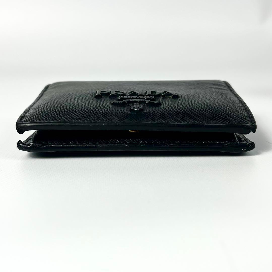 レア✨プラダ 二つ折り財布 シャイン ロゴ金具 サフィアーノレザー ブラック
