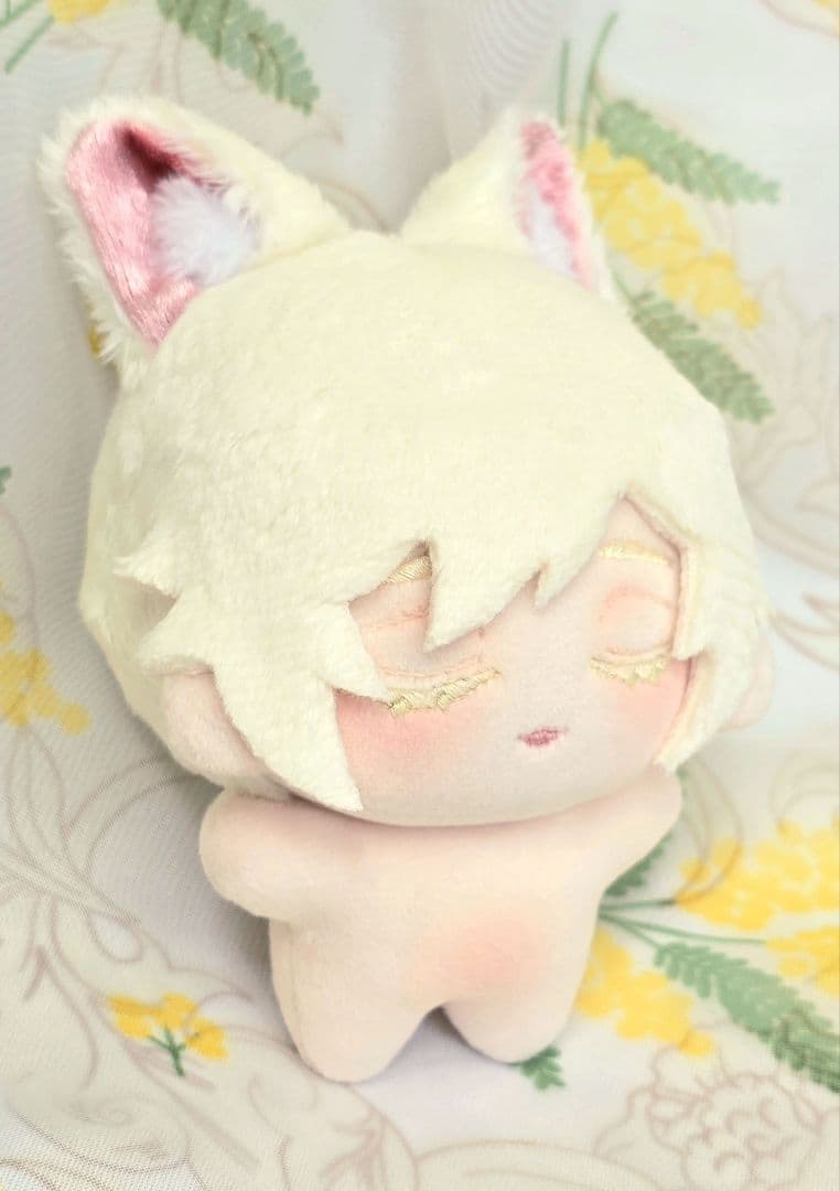 自作 無属性 ぬいぐるみ クリーム色の猫くん 10cm