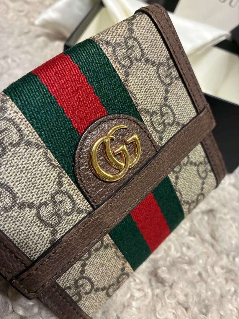 GUCCI GGキャンバス 二つ折り財布　オフィディア