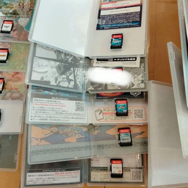 Switchソフト ２４本 マイクラ ポケットモンスター ベヨネッタ ドラクエ