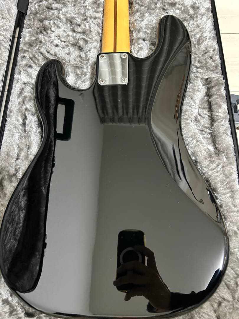 fender プレシジョンベース　極美品　ジャパンヴィンテージ　指板ブラック化