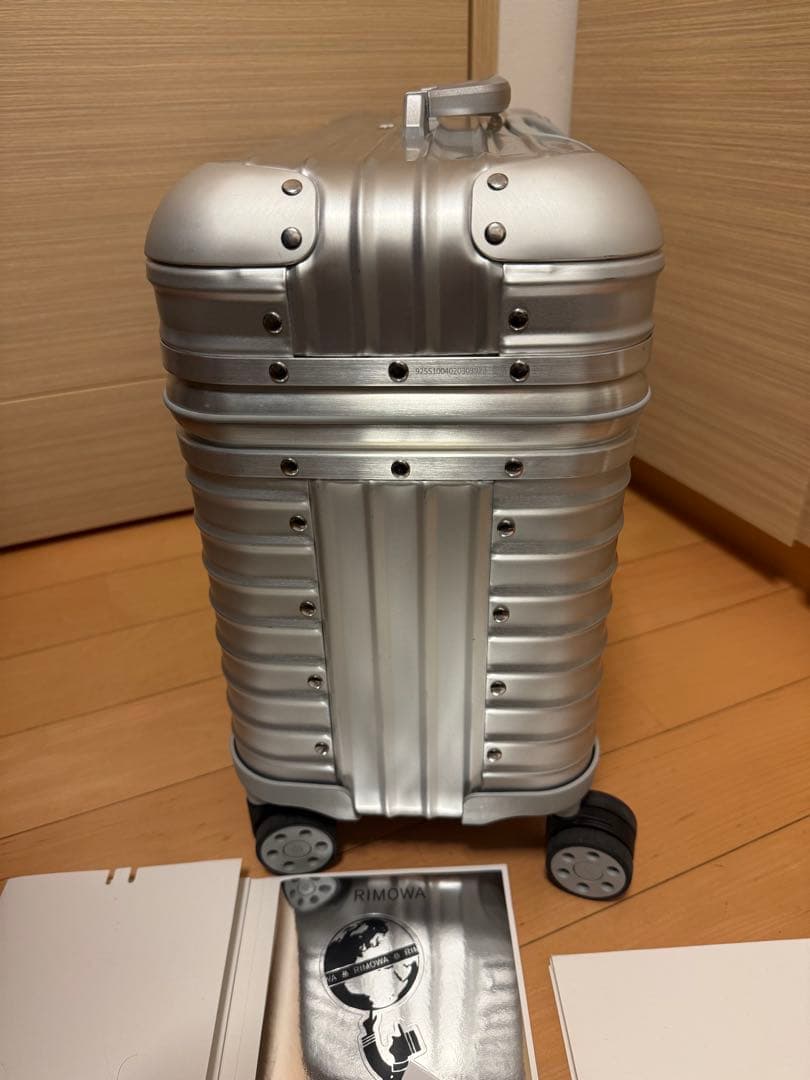 t*m様 RIMOWA パイロット