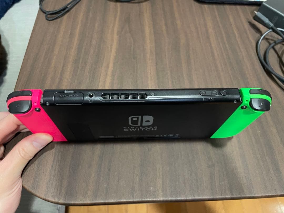 Nintendo Switch 本体　ケース付き