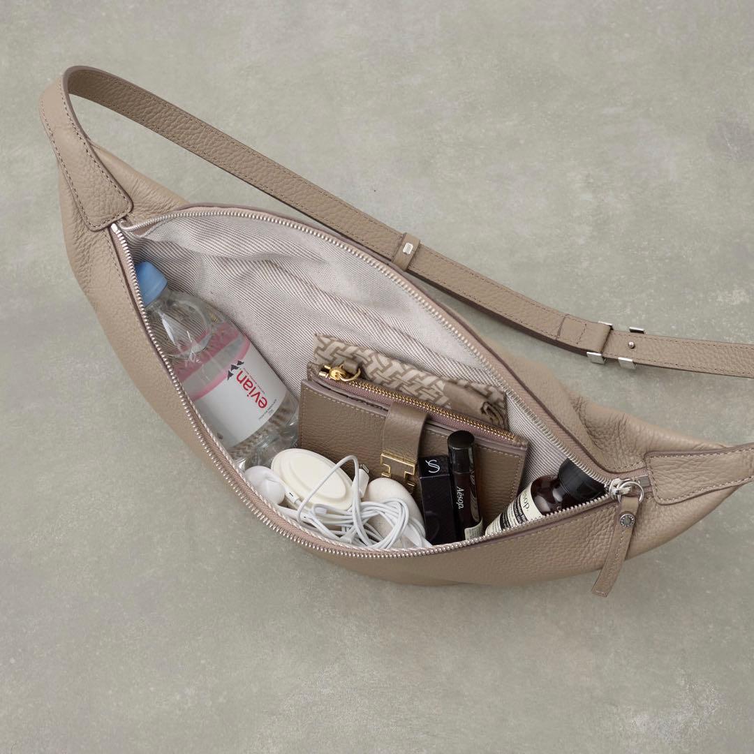 新品 IACUCCI イアクッチ ピスタッロ S CERVO ボディバッグ