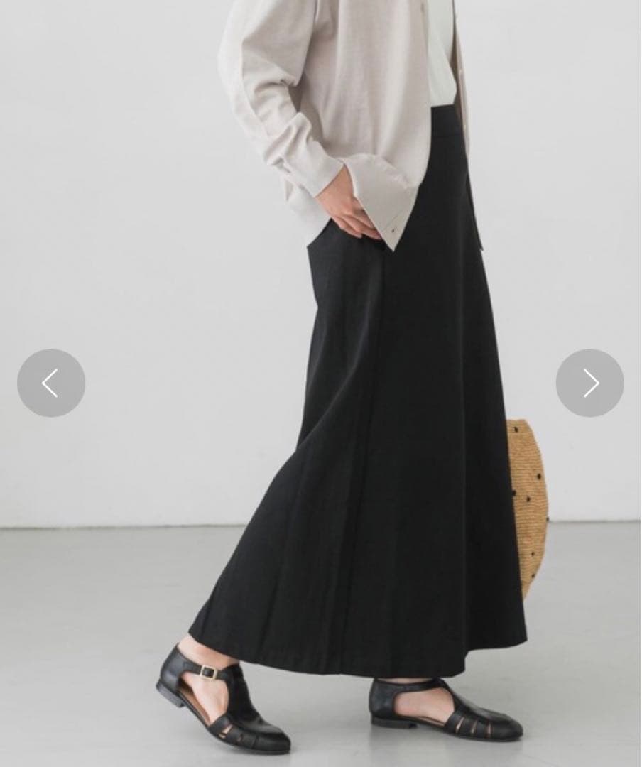 最終値下げ【美品】24SS ストレートカットスカート BLACK 日本製