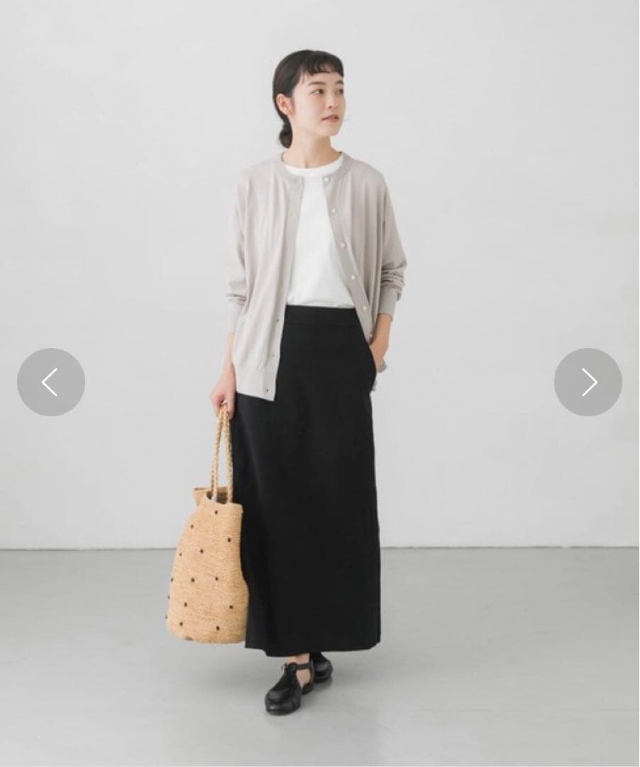 最終値下げ【美品】24SS ストレートカットスカート BLACK 日本製