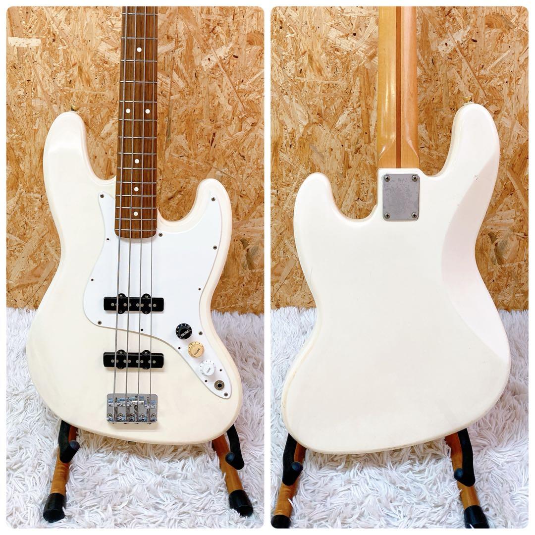 Fender フェンダー　jass ベース　ジャズ メキシコ　ケース付き