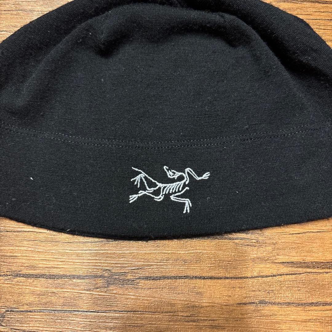 ARCTERYX スカルキャップ　ビーニー