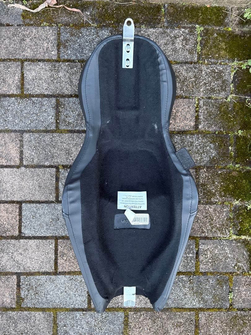 ドラッグスペシャリティーズ　スポーツスター　xl883 シート