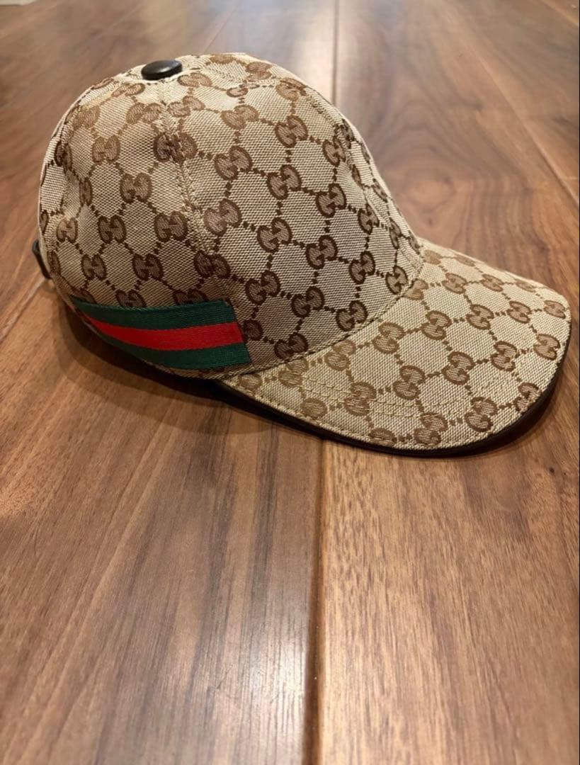 Gucci GGモノグラムキャップ