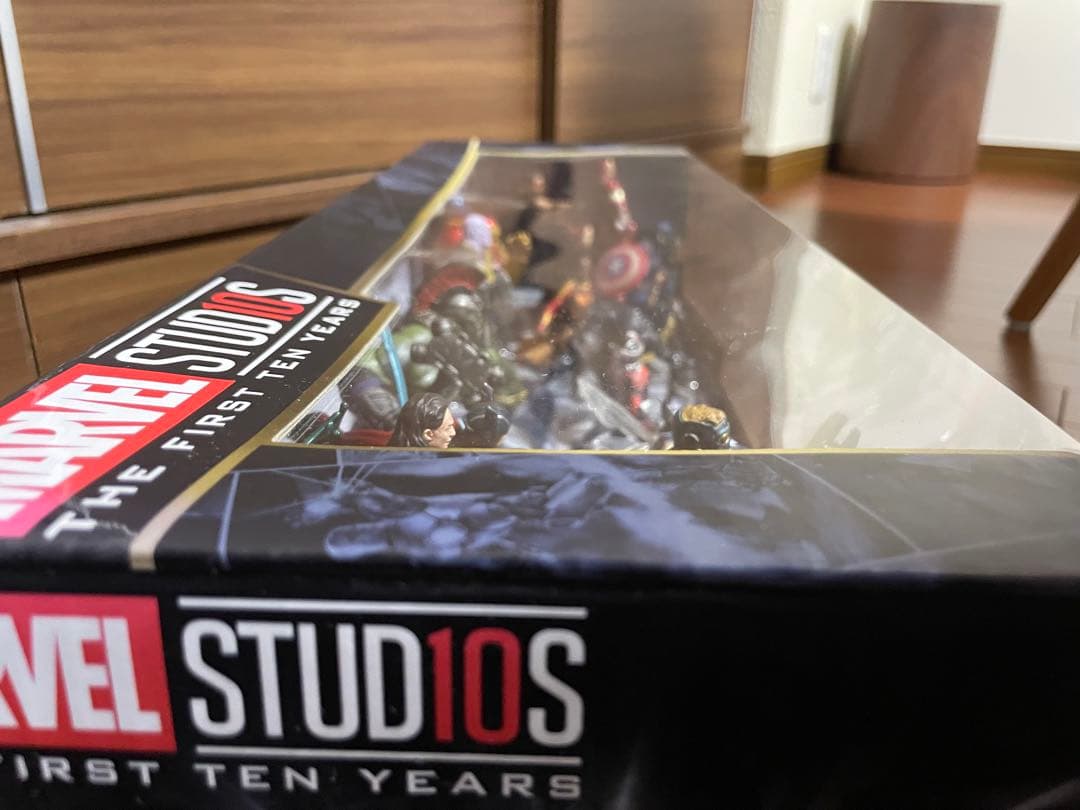 マーベル　メガフィギュアセット　10周年記念
