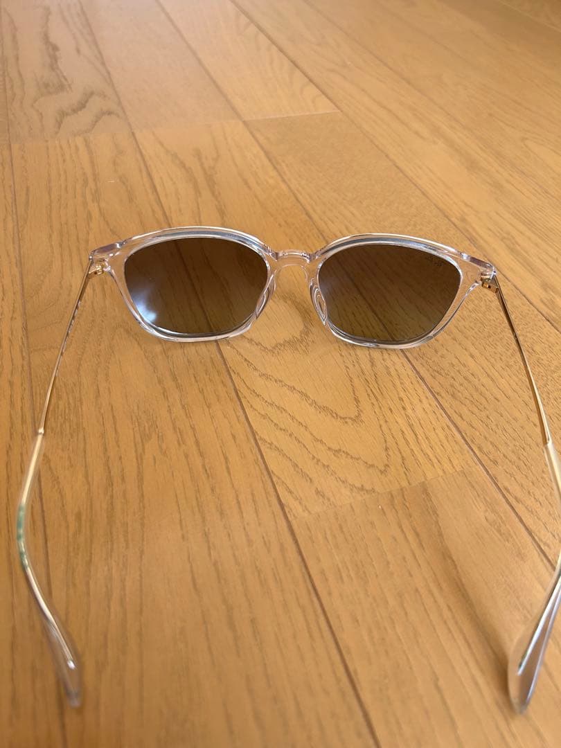 ア*心様 Ray Ban Erikaメタルグレー　サングラス　早い者勝ち