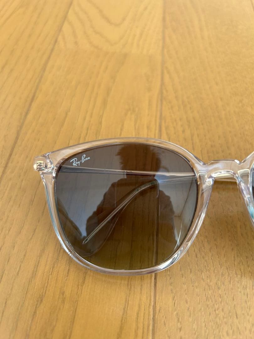 ア*心様 Ray Ban Erikaメタルグレー　サングラス　早い者勝ち