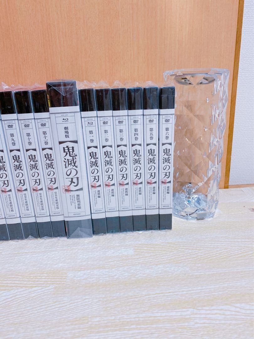 鬼滅の刃　炭治郎立志編　無限列車　遊郭編DVD とBlu-ray 全巻