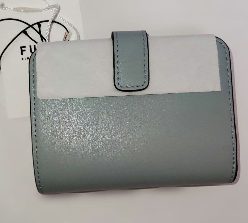 まりフルラ 2つ折り財布 FURLA カメリア レディース ブルーグレー