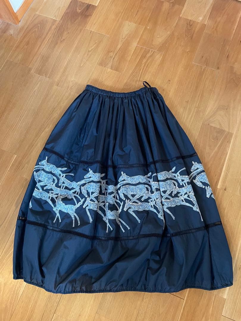 新品ミナペルホネンpapurikkoバルーンスカート