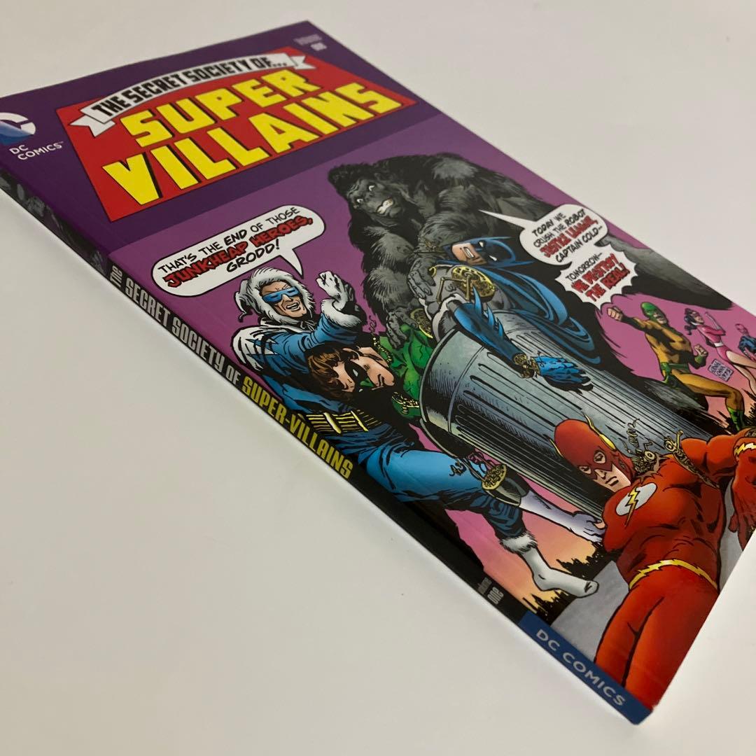 英語版　THE SECRET SOCIETY OF SUPER-VILLAINS