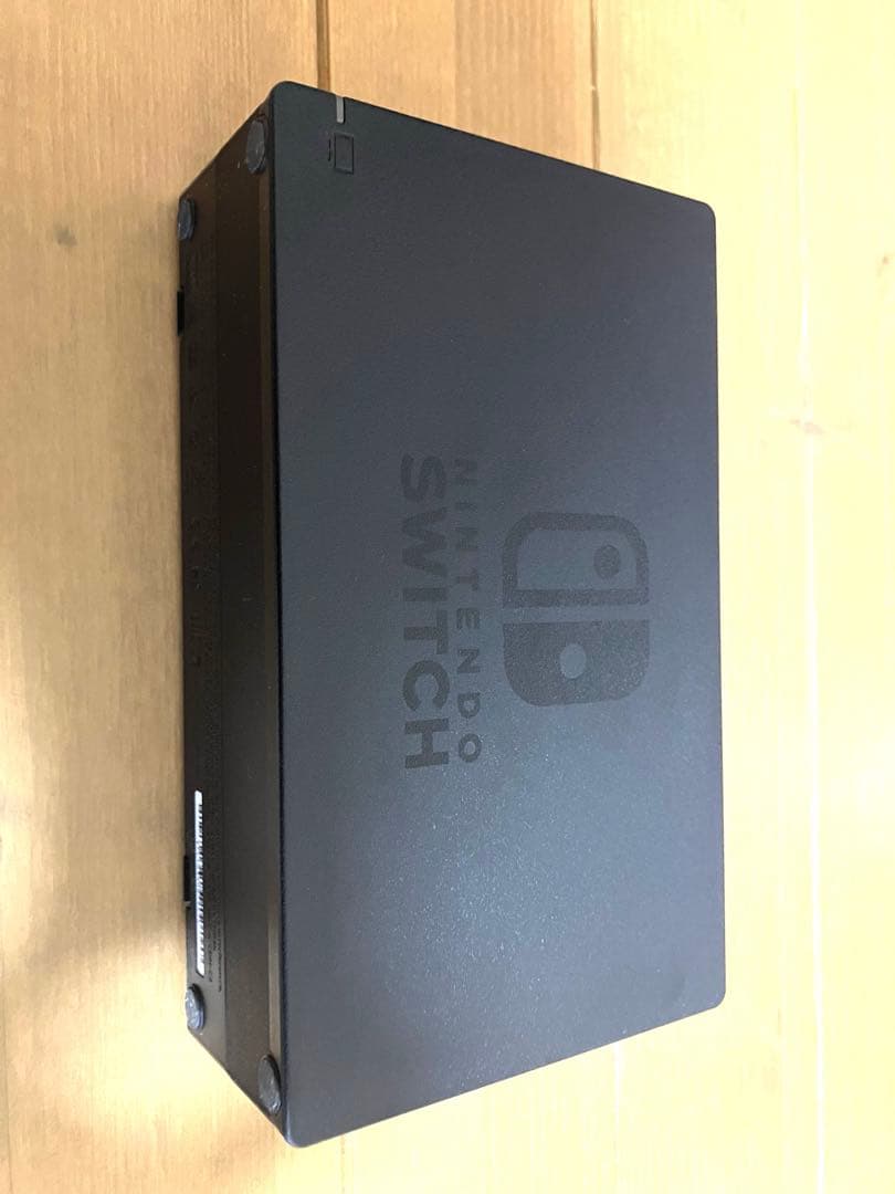 Nintendo Switch 本体 ソフト付き(マリオカートDX8)