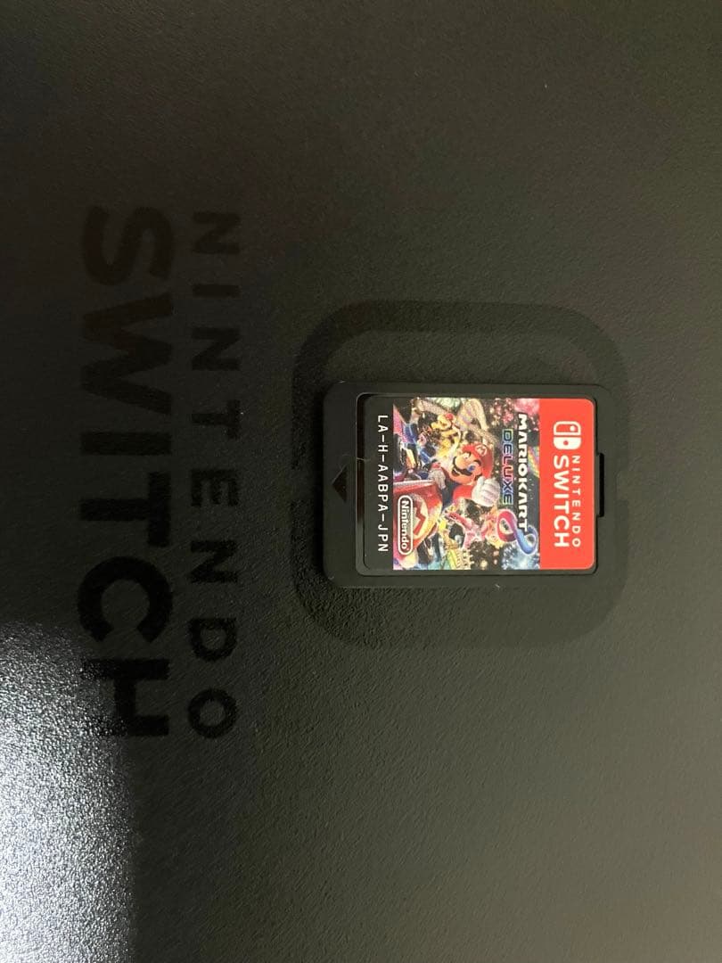 Nintendo Switch 本体 ソフト付き(マリオカートDX8)
