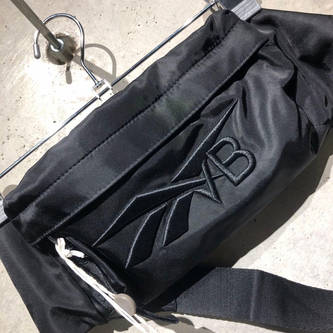 新品 Reebok×VICTORIABECKHAM ボディバッグ