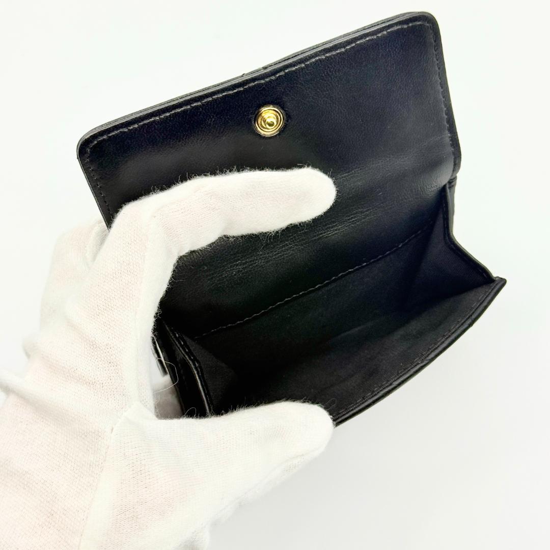 美品 CHANEL シャネル 19 ディズヌフ 三つ折り財布
