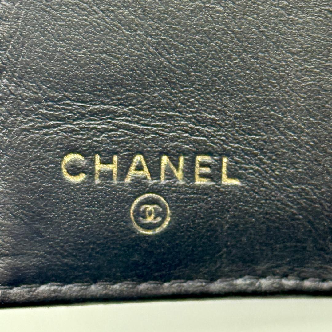 美品 CHANEL シャネル 19 ディズヌフ 三つ折り財布
