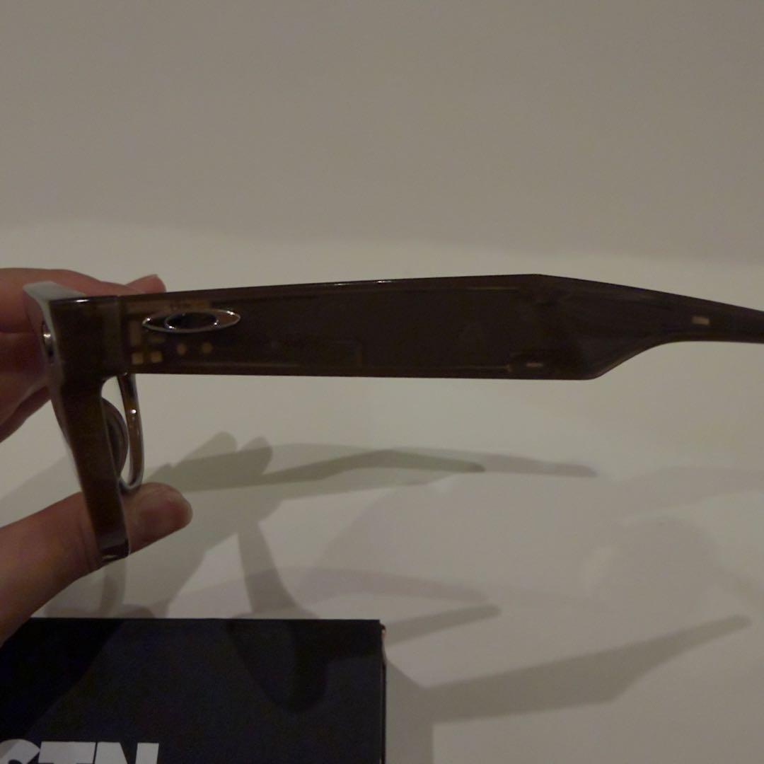  OAKLEY HSTN ブラウン　調光レンズ付き