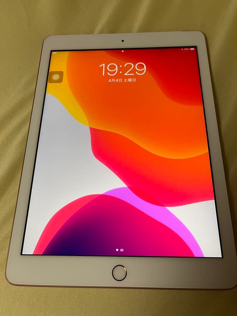 iPad第6世代　Wi-Fi＋Cellularモデル
