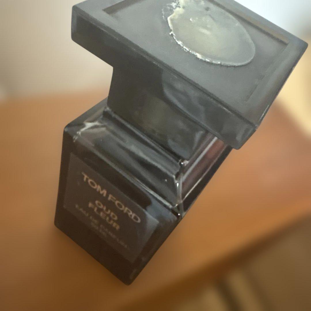 香水(ユニセックス) TOM FORD OUD FLEUR 50ml Eau de Parfum